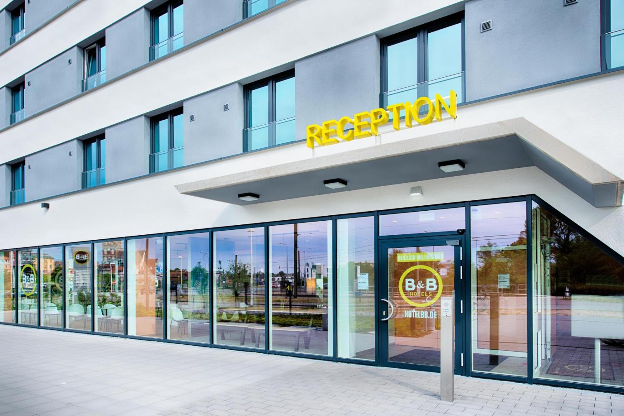 B&B Hotel Rostock-Hafen Dış mekan fotoğraf